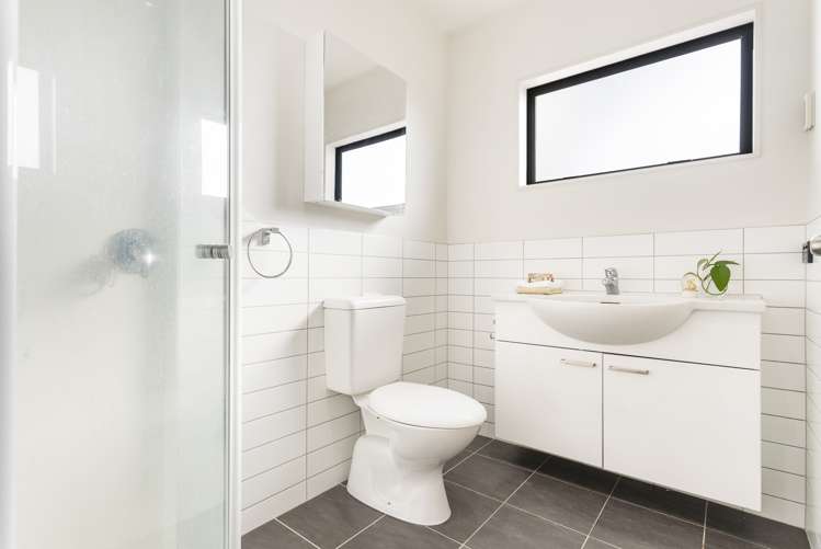 15/22 Northcross Drive Oteha_9