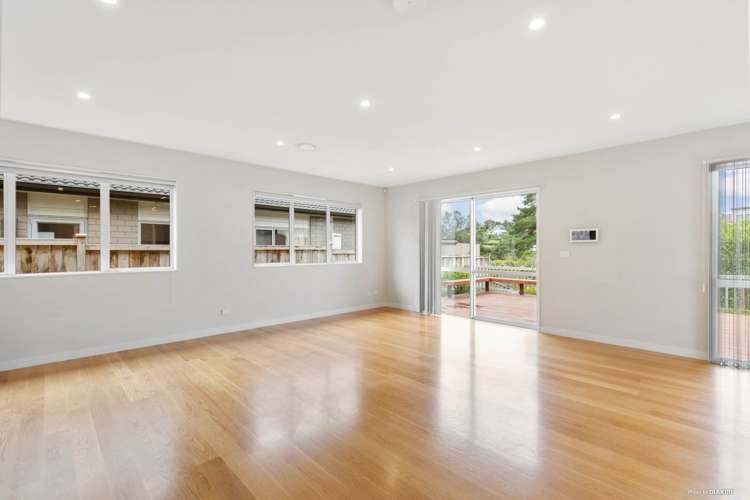 77 Golden Morning Drive Albany Heights_16