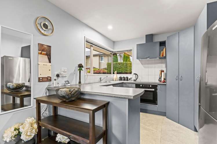 14 Hussey Road Harewood_13