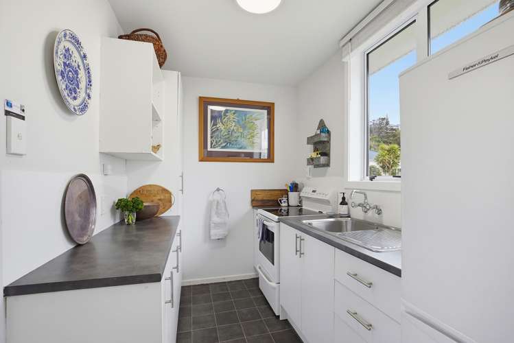16/76 Freyberg Street Lyall Bay_6