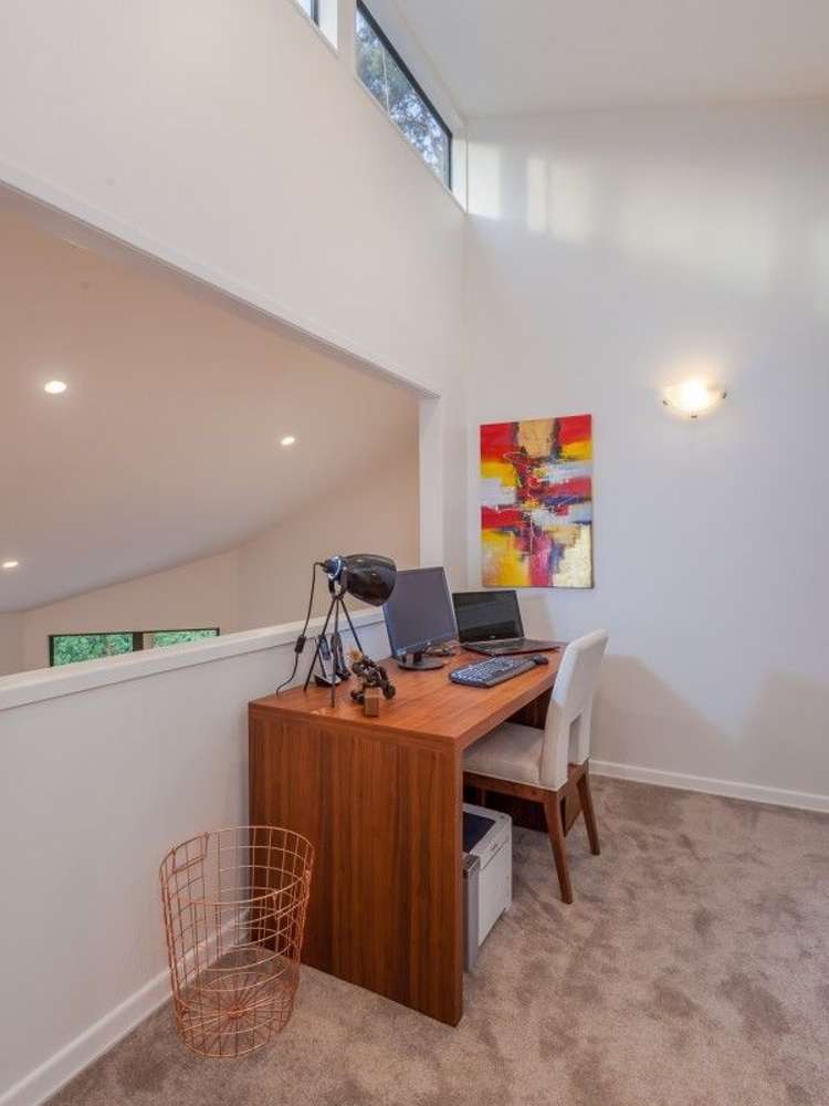 176 Laingholm Drive Titirangi_14