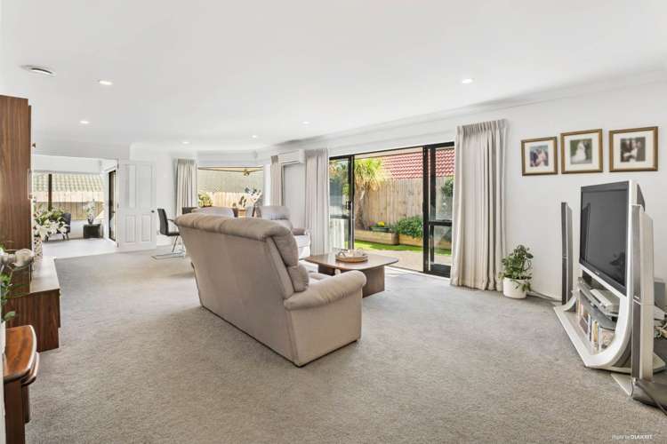 2/42 Stewart Gibson Place Manurewa_2