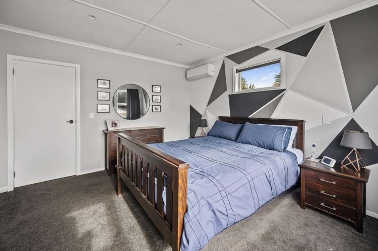 112 Clarence Cox Crescent Pirimai_5