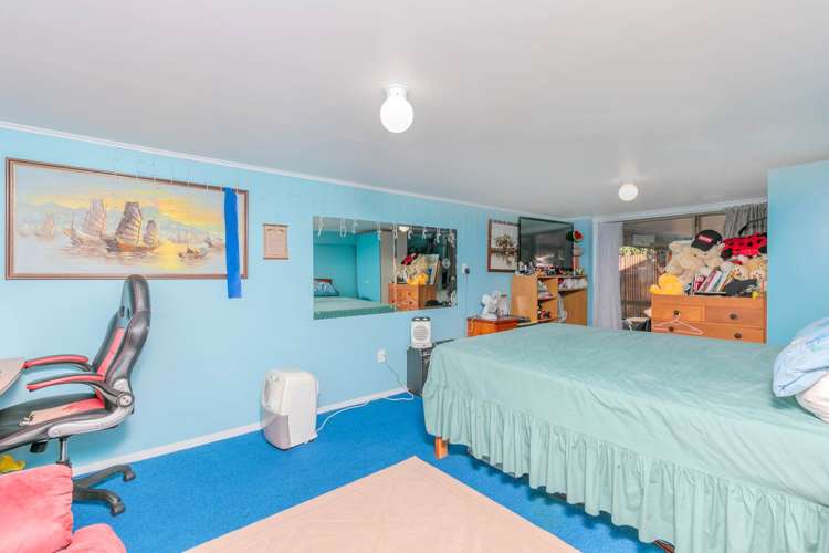 10 Battle Place Glenfield_17
