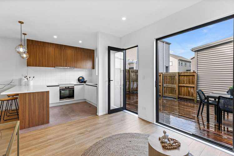 135 Clark Road Hobsonville_10