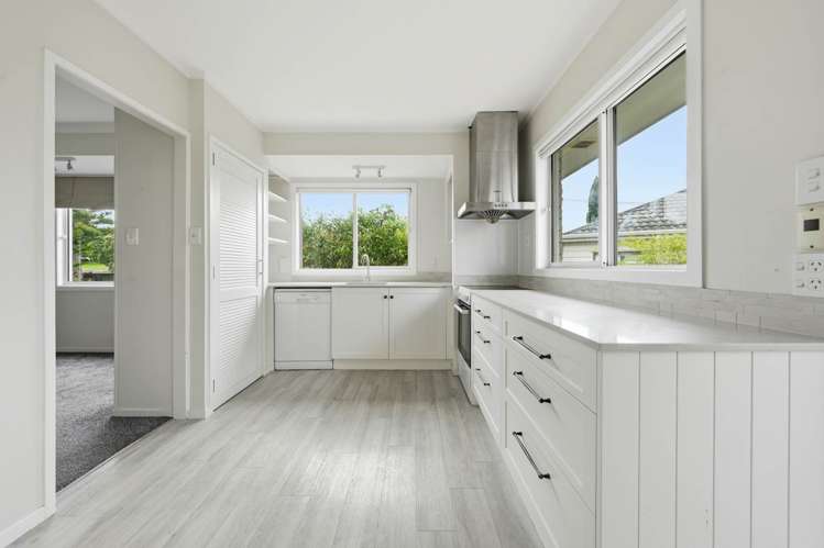 1/27 Parkhill Road Mellons Bay_4