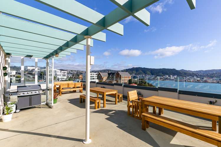 9D/20 Oriental Terrace Oriental Bay_0