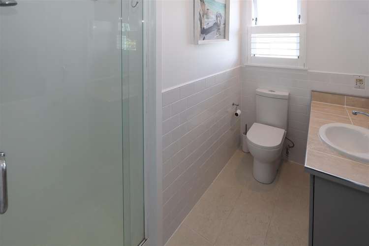 1 Pah Road Kawaha Point_17