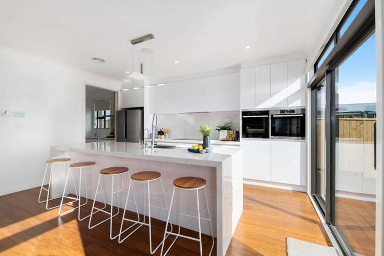 22 Waitaria Terrace Aotea_4