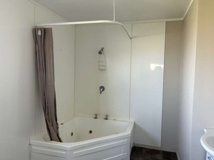 39 Ngaruru Road 2712_3