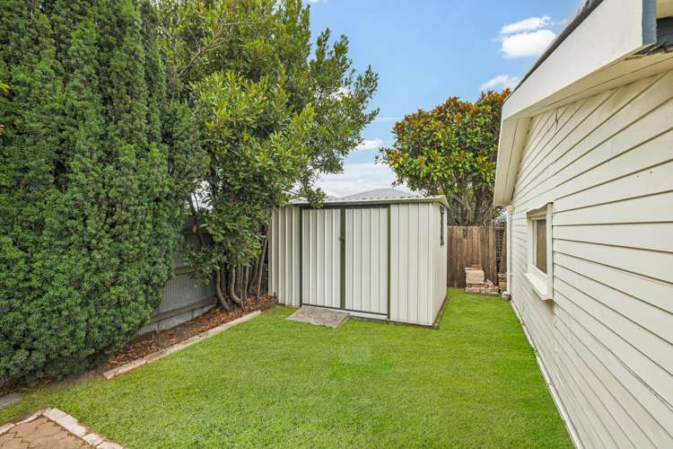 4 Vivian Street Burwood_15