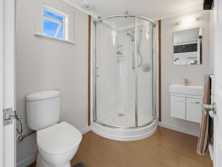 170 The Ridgeway Stoke_18