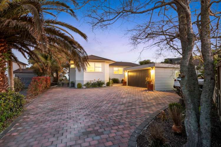 867 Whangaparaoa Road Manly_19