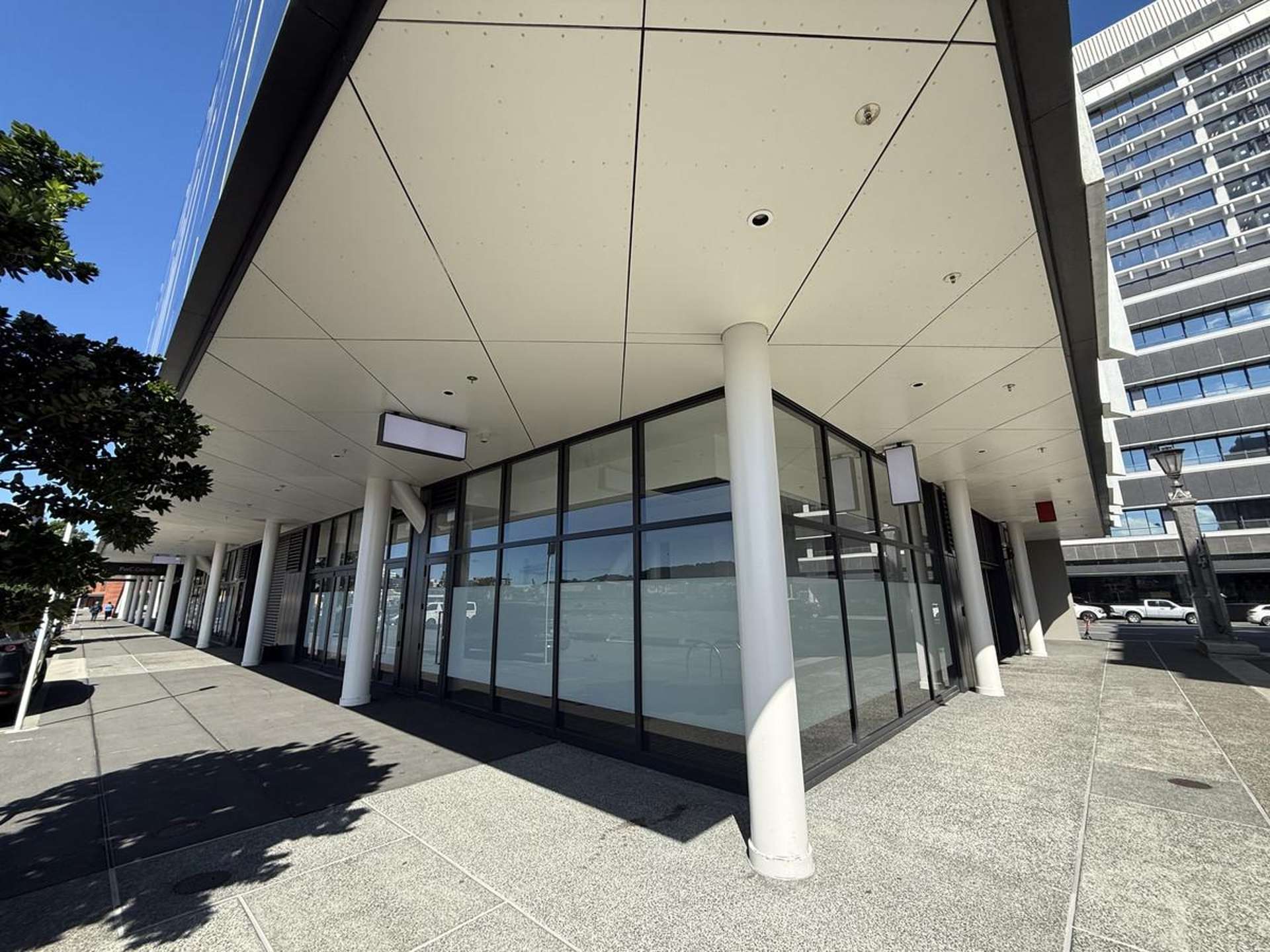 Hub 2/10 Waterloo Quay Wellington Central_0