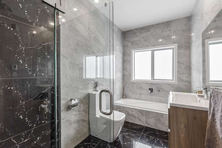 21a Avion Terrace Raumati Beach_16