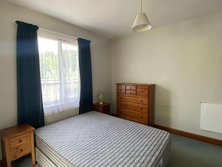 56 Hampden Street Picton_13