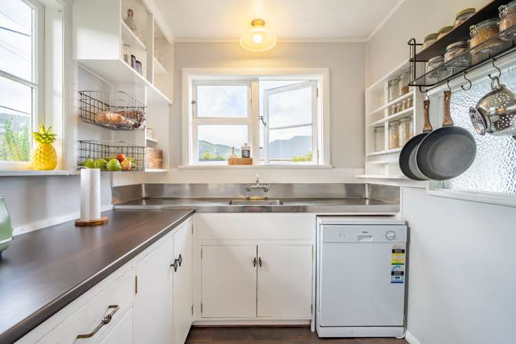 273 Naenae Road Naenae_8