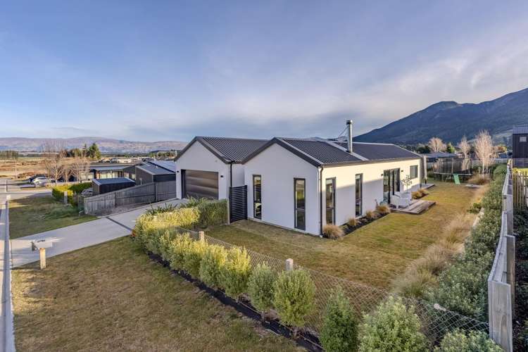 9 Magpie Place Lake Hawea_26
