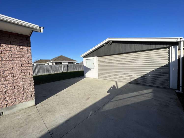 12 Esk Place Aranui_17