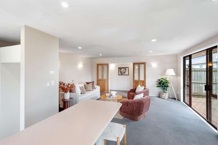 2/172 Langdons Road Papanui_11