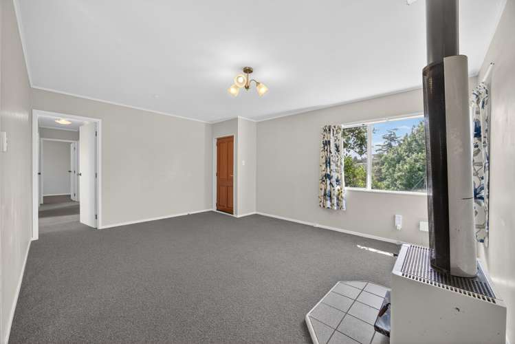 2/34A Helena Street Massey_10
