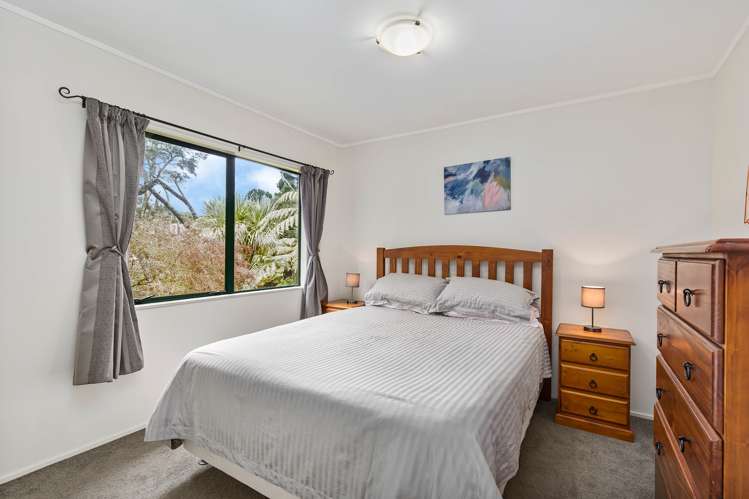 1/15 Beverly Place New Lynn_10