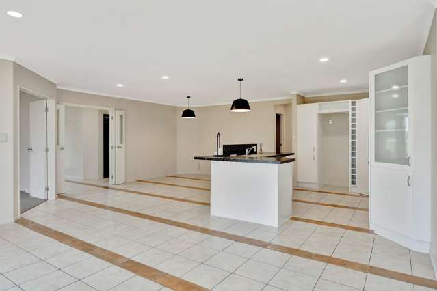 31 Caversham Drive Rototuna_4