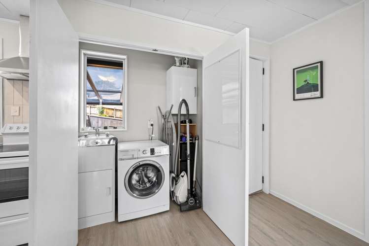 1/63 Rosier Road Glen Eden_16