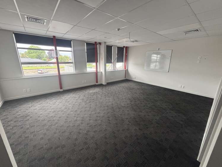 290 Oxford Street Levin_5