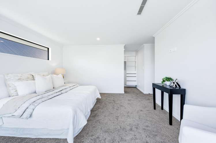 1 Soho Lane West Melton_13