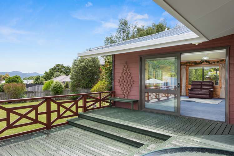 252b Waikawa Road Waikawa_10