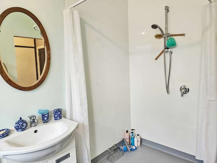 395 Falls Creek Road Orepuki_10