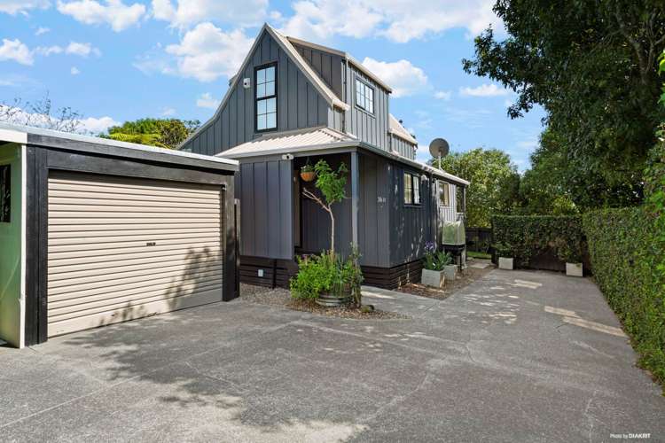36b New Windsor Road_0