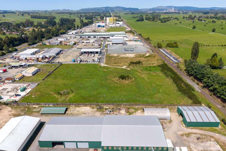 10-16, 18 Huttloc Drive Tokoroa_0