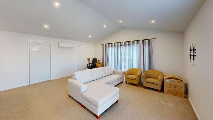 B/2 St Leonard Street Saint Johns Hill_4