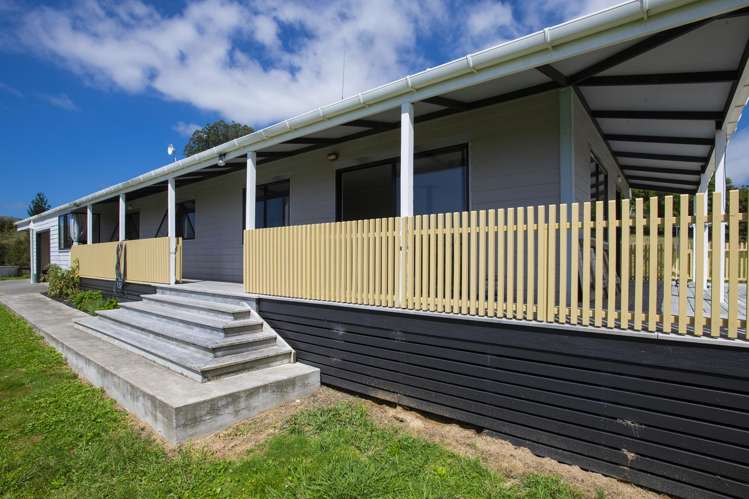55 Harrington Road Muriwai_7