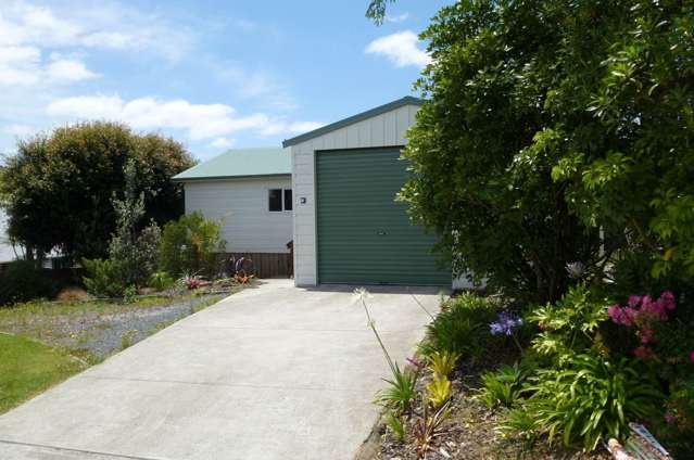 81 Alcoba Street Kamo_1