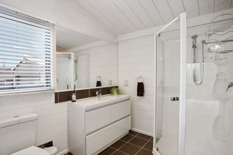 18 North Road Clevedon_11