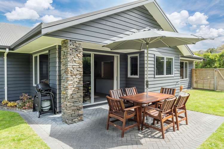 3 Hathaway Lane Rangatira Park_17