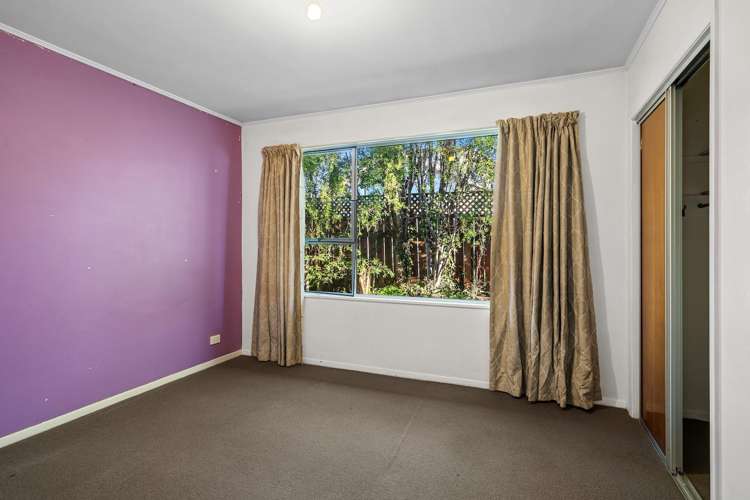 5 Balmoral Place Stoke_11