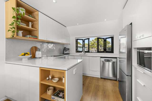 2/38A Roxburgh Street Mount Victoria_1