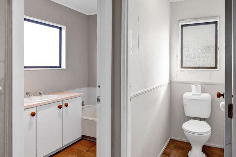 27 Tiverton Crescent Whalers Gate_12