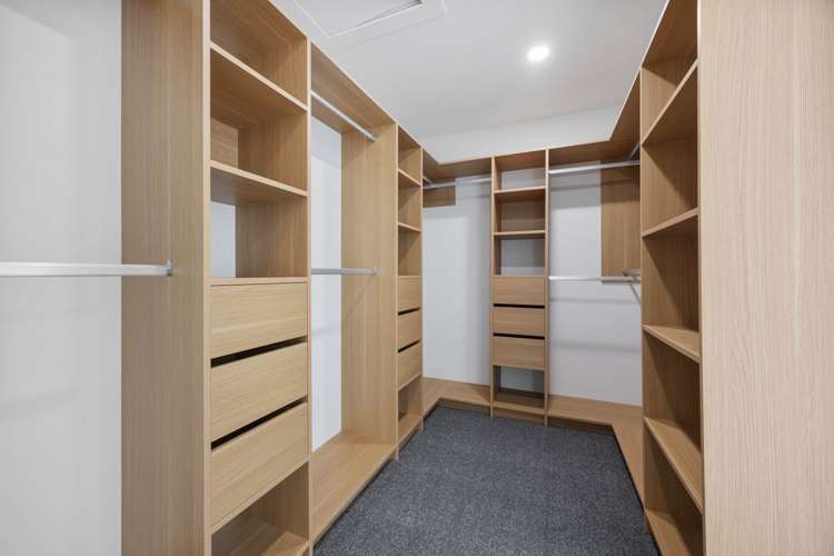 8 Mill Hill Close Flat Bush_41