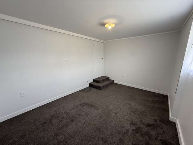 21 Seaforth Avenue Milson_4