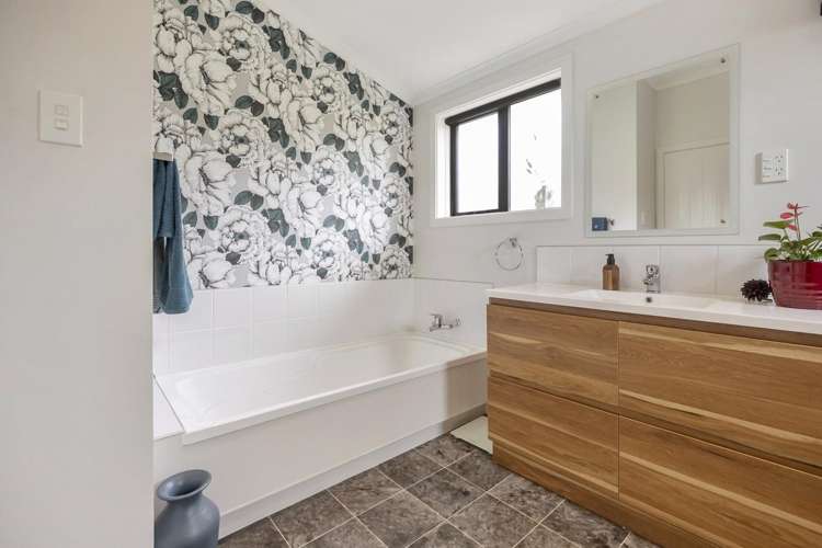 6 Coach Road Fairfield_21