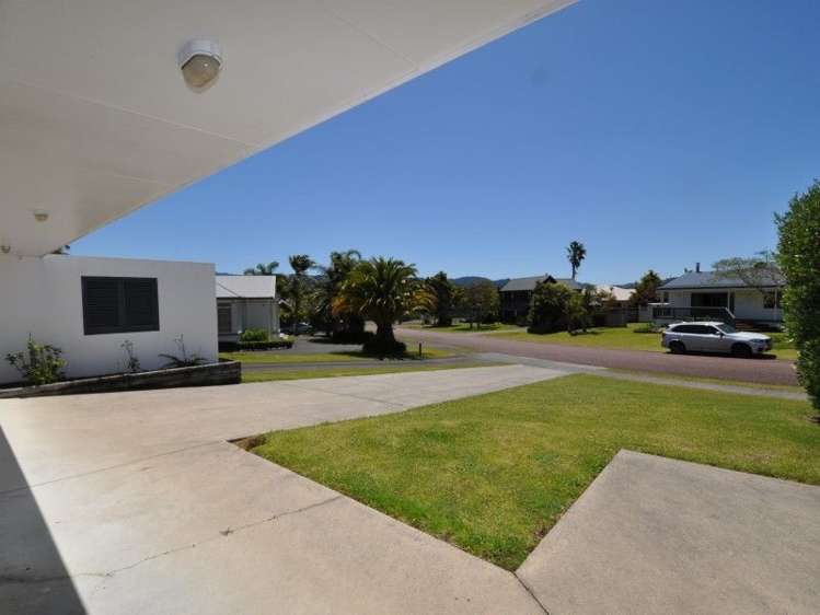 110 The Yardarm Pauanui_19