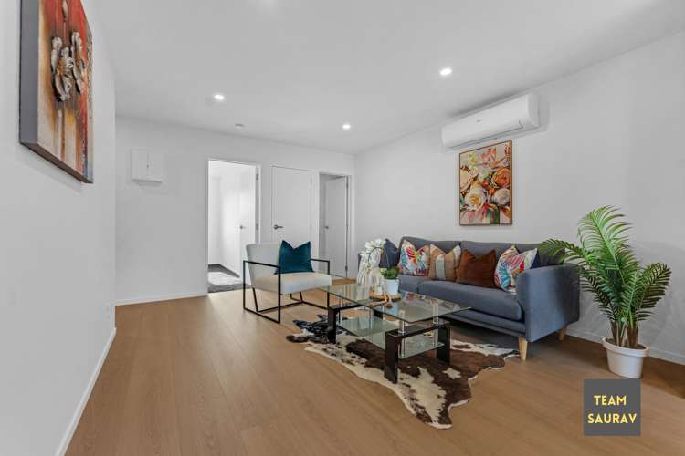 5 & 7 Awhi Way Karaka_13