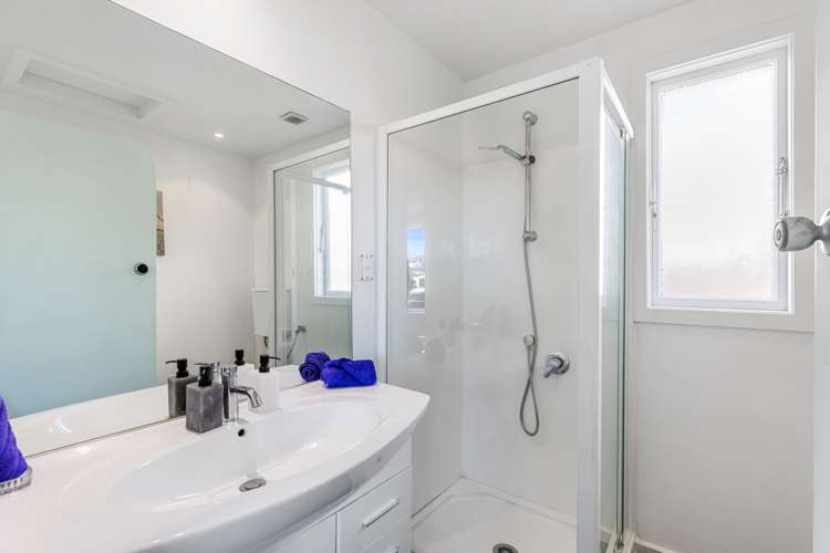 2 Allard Street Edgeware_10