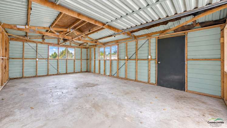17 Esk Crescent Tokoroa_10