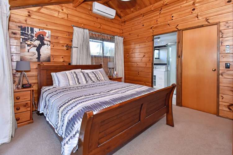 7 Kuripaka Crescent The Gardens_8